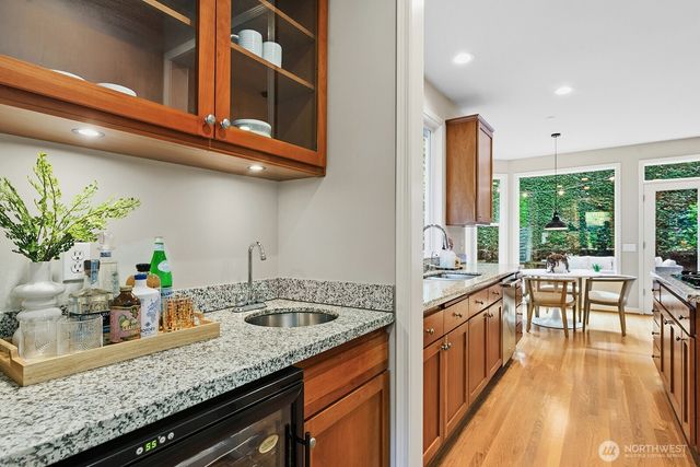6323 NE 130th Place, Kirkland, WA 98034