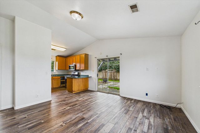 560 Baker Road, Mckinleyville, CA 95519