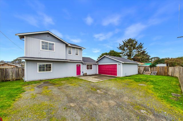 560 Baker Road, Mckinleyville, CA 95519