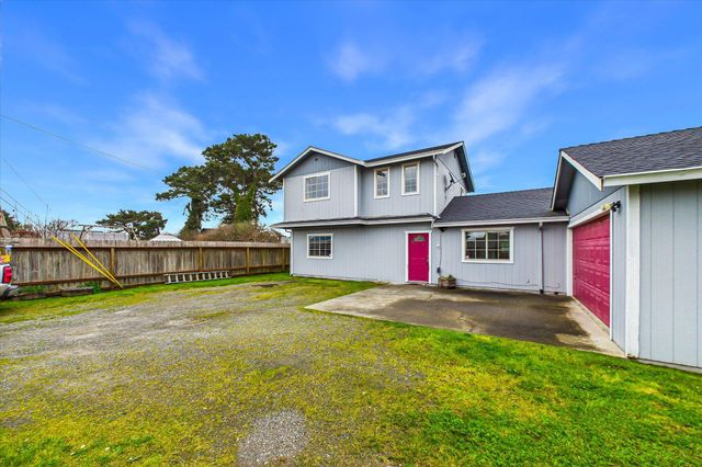 560 Baker Road, Mckinleyville, CA 95519