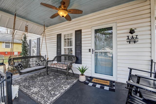 215 Beattie Street, Simpsonville, SC 29681