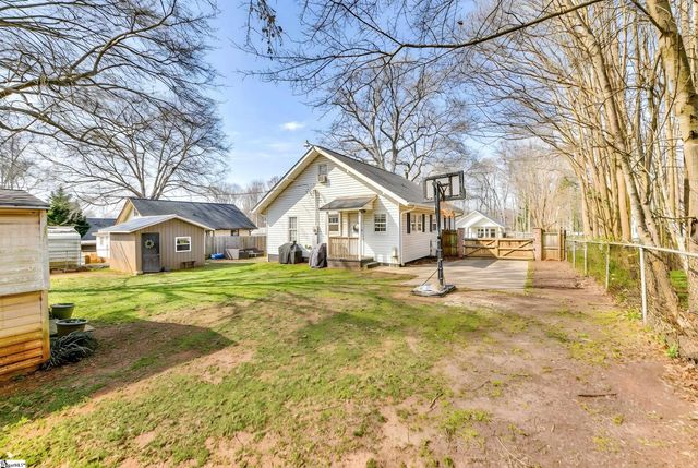 215 Beattie Street, Simpsonville, SC 29681