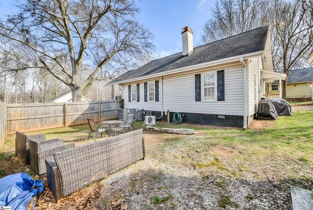 215 Beattie Street, Simpsonville, SC 29681