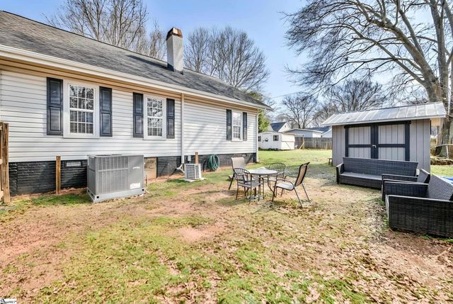 215 Beattie Street, Simpsonville, SC 29681