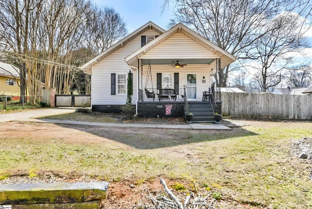 215 Beattie Street, Simpsonville, SC 29681