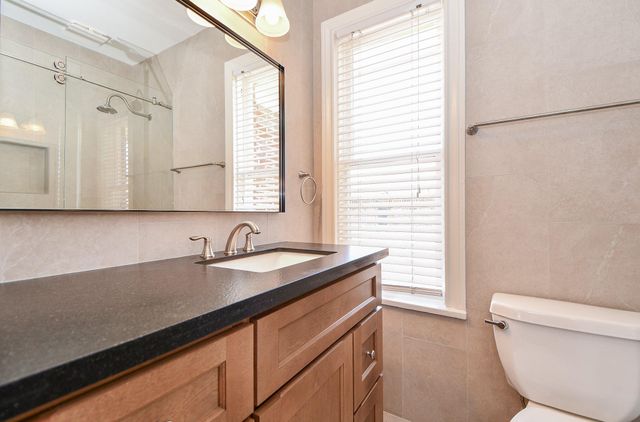 1632 Bonnie Brae Street B, Houston, TX 77006