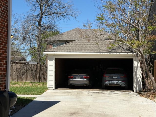 1632 Bonnie Brae Street B, Houston, TX 77006