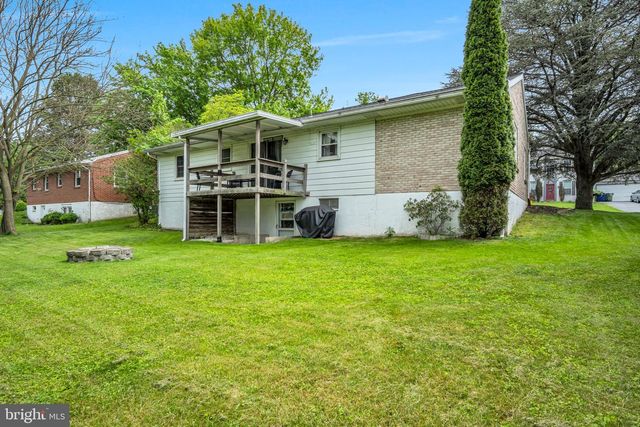 2205 WALKER MILL RD, Harrisburg, PA 17110