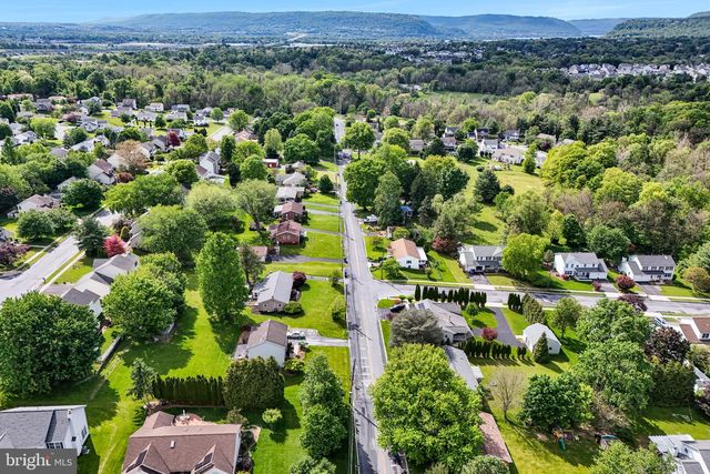 2205 WALKER MILL RD, Harrisburg, PA 17110