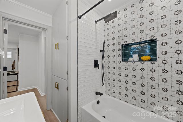 40 Arthur Road, Asheville, NC 28806