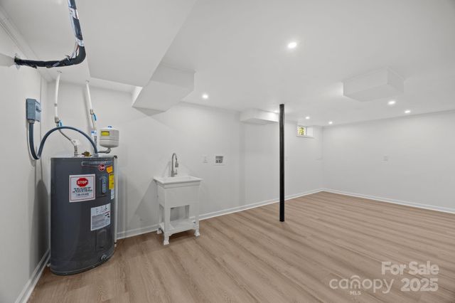 40 Arthur Road, Asheville, NC 28806