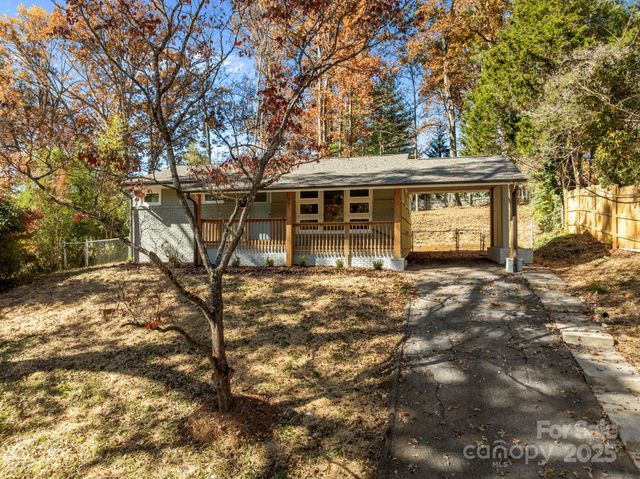 40 Arthur Road, Asheville, NC 28806