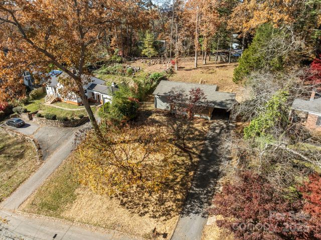 40 Arthur Road, Asheville, NC 28806