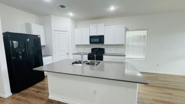 1628 Frontenac ST, Leander, TX 78641