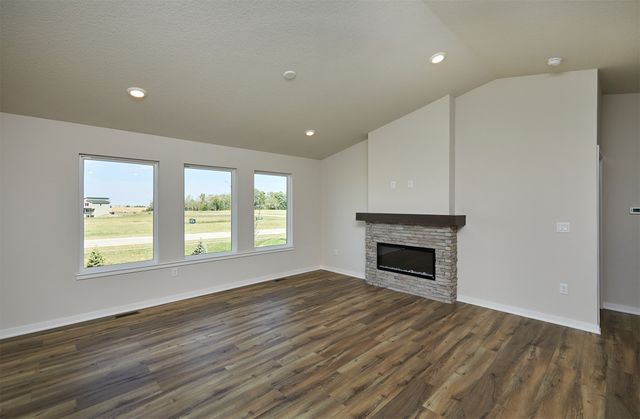 1147 NW Petersen Drive, Waukee, IA 50263