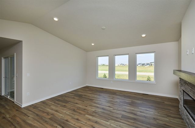 1147 NW Petersen Drive, Waukee, IA 50263