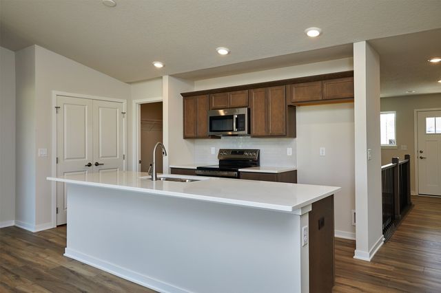 1147 NW Petersen Drive, Waukee, IA 50263