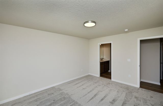 1147 NW Petersen Drive, Waukee, IA 50263