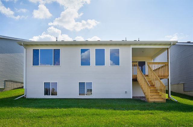 1147 NW Petersen Drive, Waukee, IA 50263