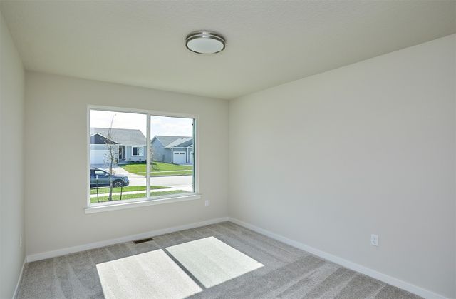 1147 NW Petersen Drive, Waukee, IA 50263