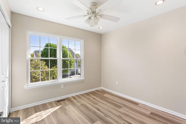 17 BALLINGER WAY, Mount Laurel, NJ 08054
