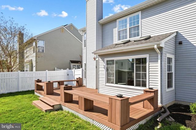 17 BALLINGER WAY, Mount Laurel, NJ 08054
