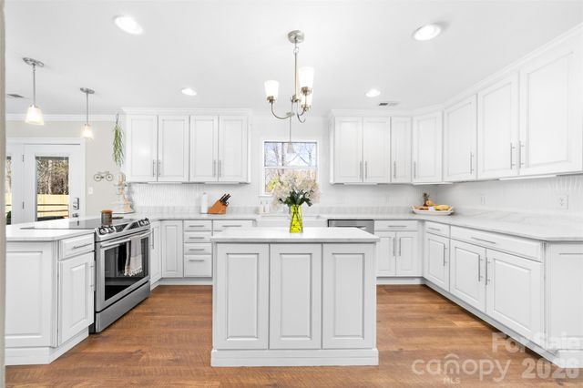 19436 Coachmans Trace, Cornelius, NC 28031