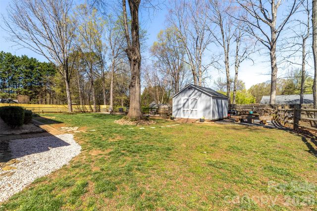 19436 Coachmans Trace, Cornelius, NC 28031