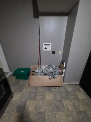 110 W 7th Street, 2, Newport, KY 41071