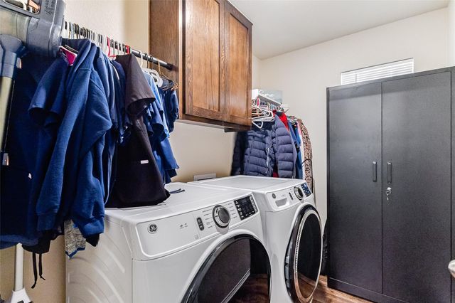 141 Elmer Ave, Burnet, TX 78611