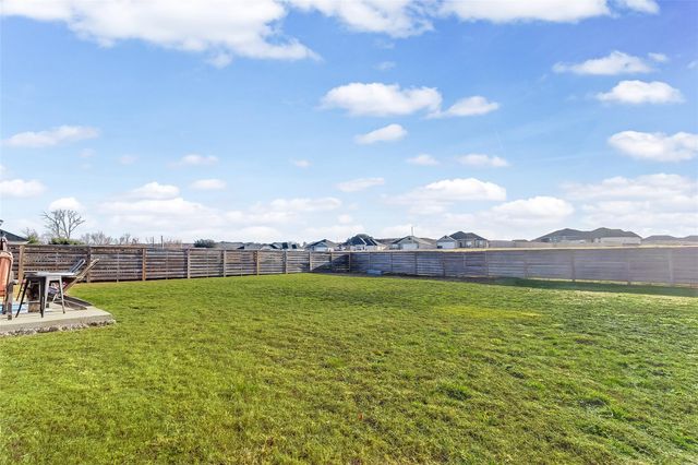 141 Elmer Ave, Burnet, TX 78611