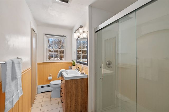 129 Moody St, North Andover, MA 01845