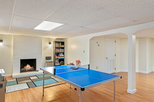 129 Moody St, North Andover, MA 01845