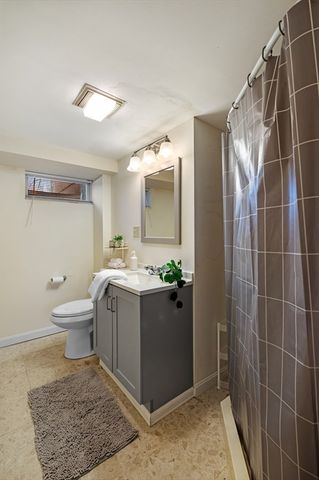 129 Moody St, North Andover, MA 01845