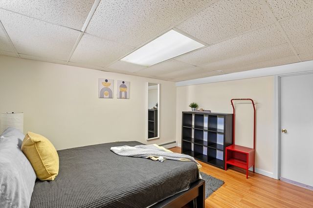 129 Moody St, North Andover, MA 01845