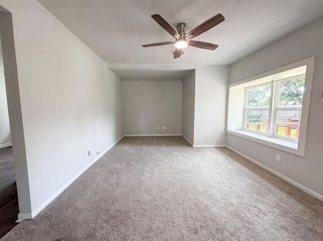 4214 E Toliver Street, Houston, TX 77016