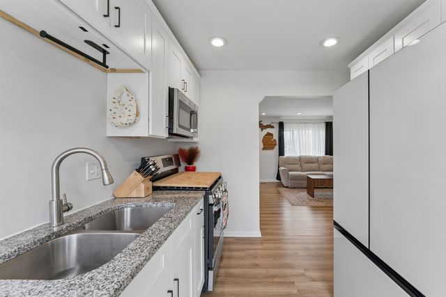 27345 Palmer Blvd Street, Madison Heights, MI 48071