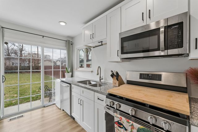 27345 Palmer Blvd Street, Madison Heights, MI 48071