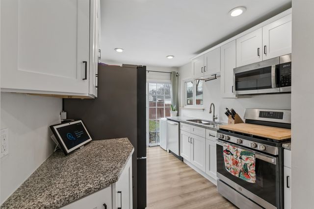 27345 Palmer Blvd Street, Madison Heights, MI 48071