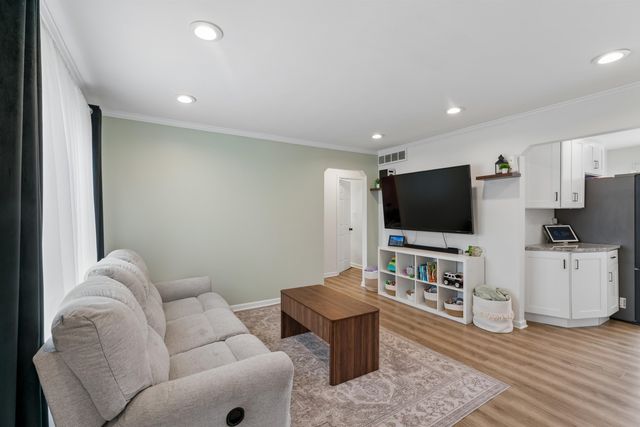 27345 Palmer Blvd Street, Madison Heights, MI 48071