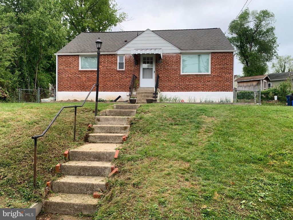 Image 1 of property listing at 12520 EPPING CT, Silver Spring, MD 20906