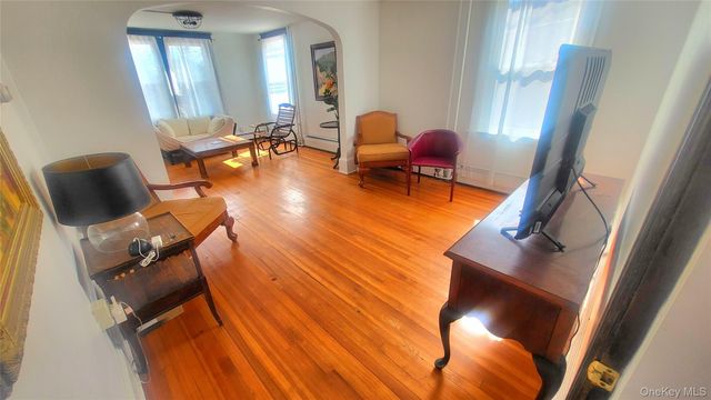 1 Mansion Street, Poughkeepsie, NY 12601