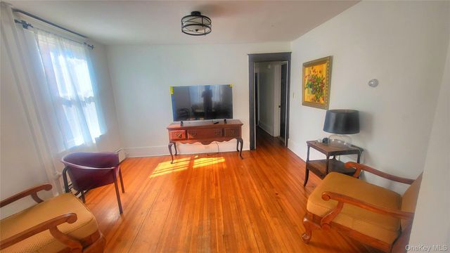 1 Mansion Street, Poughkeepsie, NY 12601