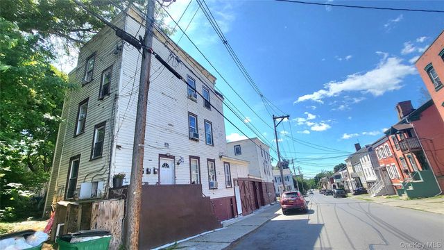 1 Mansion Street, Poughkeepsie, NY 12601
