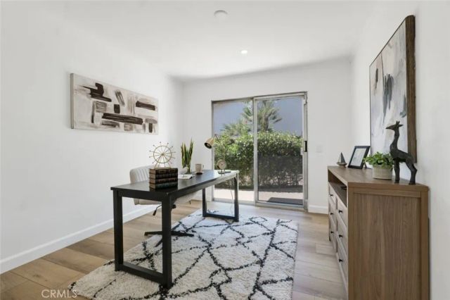 18201 Erwin Street, Tarzana, CA 91335