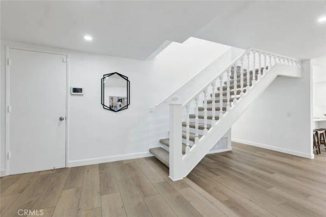 18201 Erwin Street, Tarzana, CA 91335