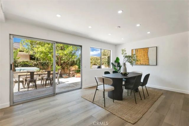 18201 Erwin Street, Tarzana, CA 91335