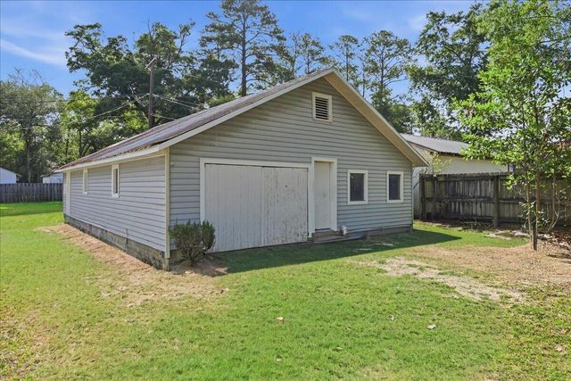 310 Varn Street, Walterboro, SC 29488