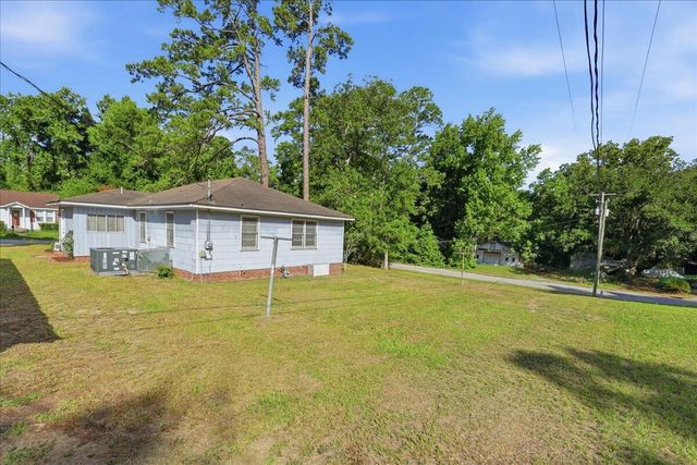 310 Varn Street, Walterboro, SC 29488