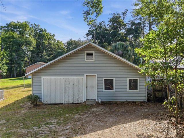 310 Varn Street, Walterboro, SC 29488